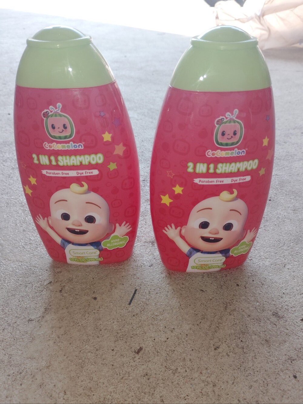 CoComelon 2-in-1 Kids Shampoo - Pink with Light Green Cap